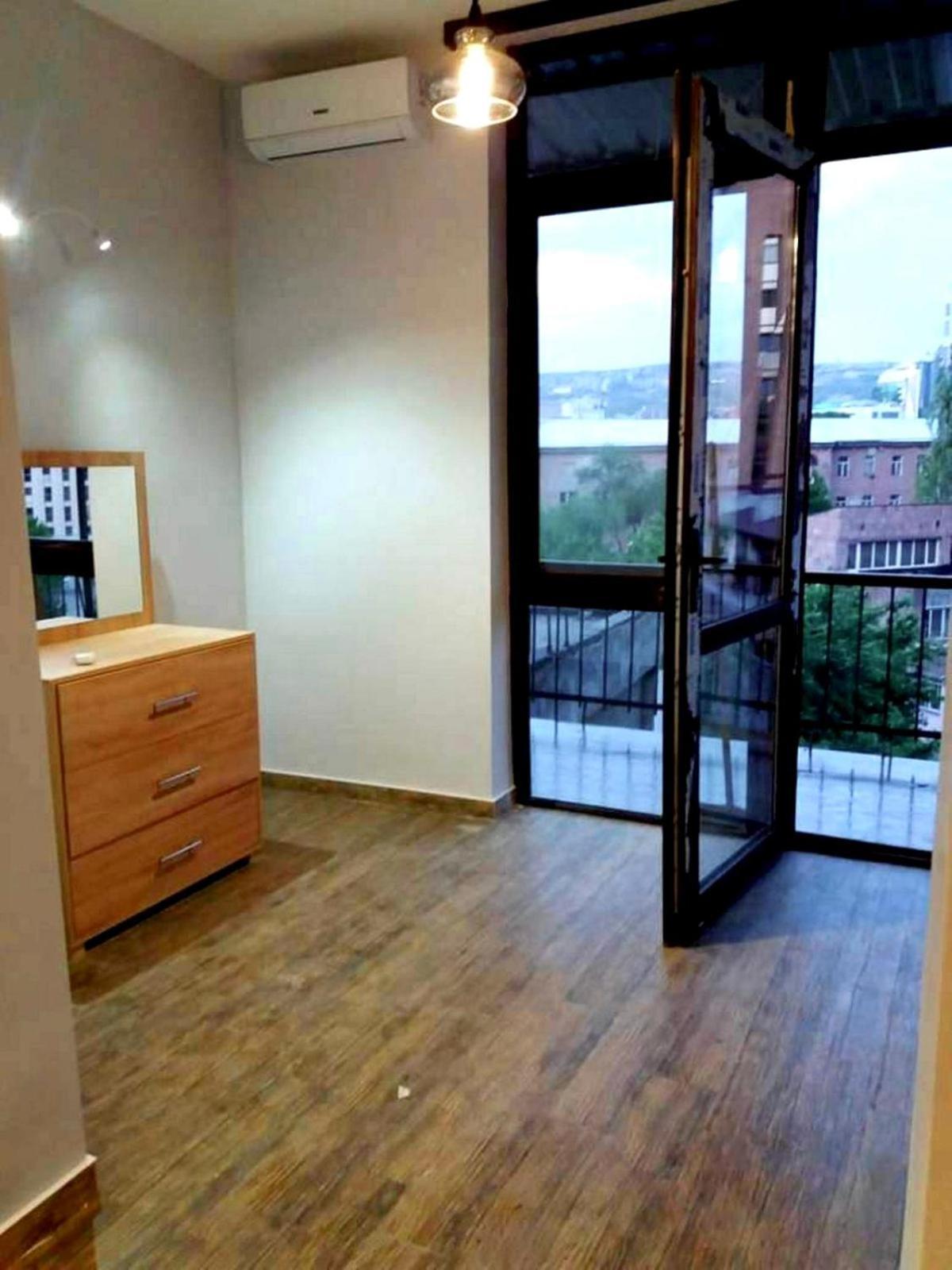 Luxury Spacious 3 Bedroom 2 Bathroom Apartment , New Building, Yerevan Exterior photo